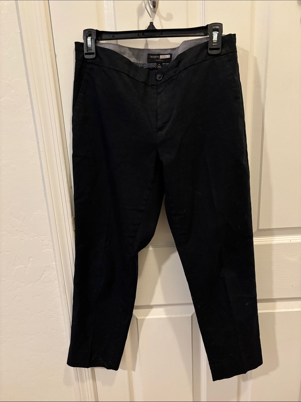 Banana Republic Black Hampton Fit Capris Size 6